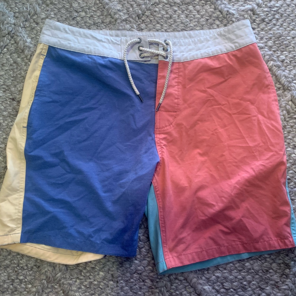 Faherty Board Shorts Mens 32 Colorblock Fun Summer Swim Trunks Surf Beach